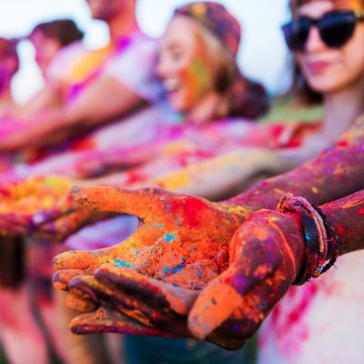 Powder Paint Playing Powder Paint Party Games for Teens and Tweens